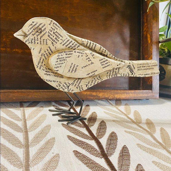 HOST PICK🕺🏽❤️Primitive Bird- Paper Bird Folk Art - Picture 4 of 5